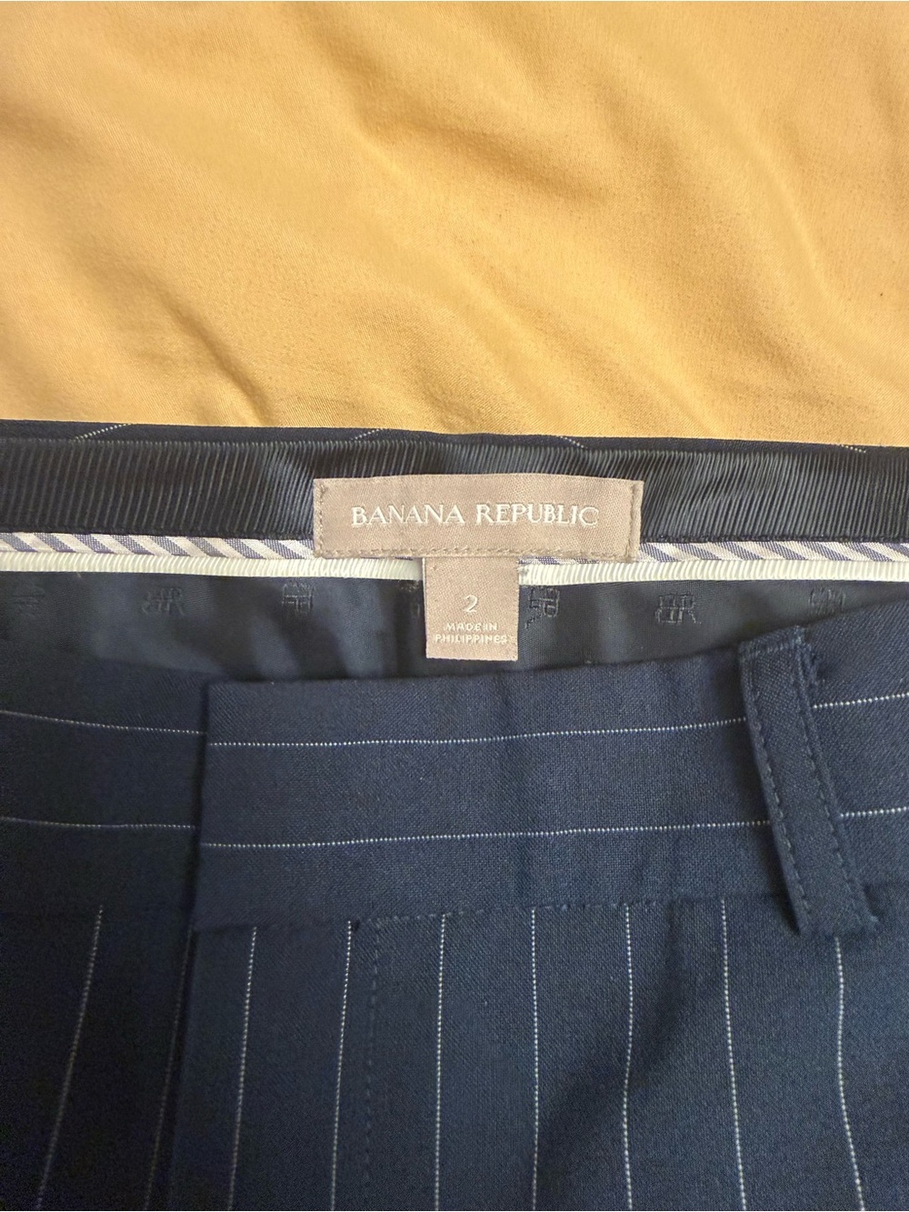 Banana Republic Women’s Navy Pinstripe Suit Pants